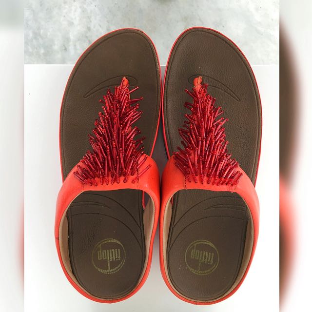 red fitflops size 6