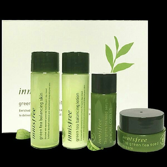 INNISFREE GREEN TEA SPECIAL KIT ( 4 ITEMS ), Kesehatan & Kecantikan