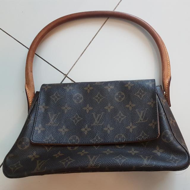 Louis Vuitton Vintage Monogram Handbag M10041 Luxury Bags Louis Vuitton Vintage Monogram Handbag M10041 Luxury Bags Wallets On Carou
