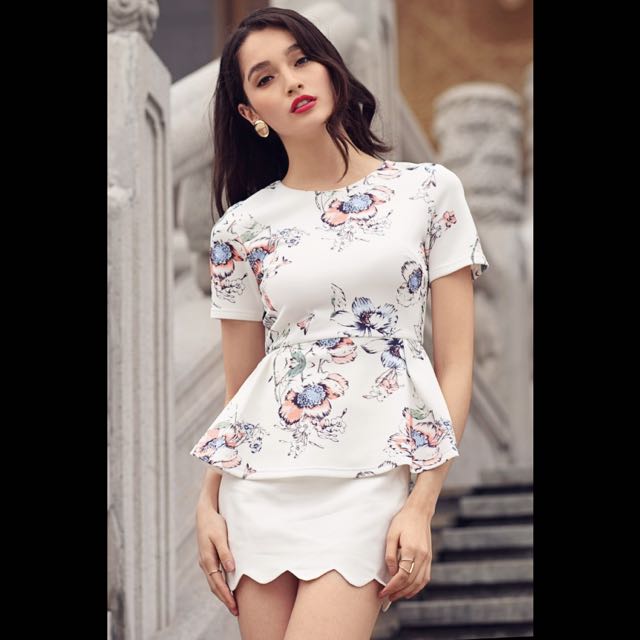 TCL Avril Neoprene Peplum Top In XS