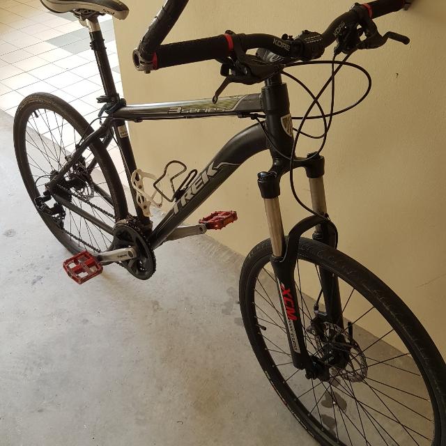 Trek three series 3700 top