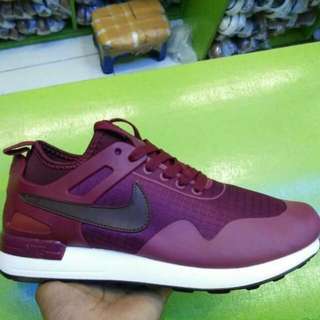 Sepatu Nike Pria