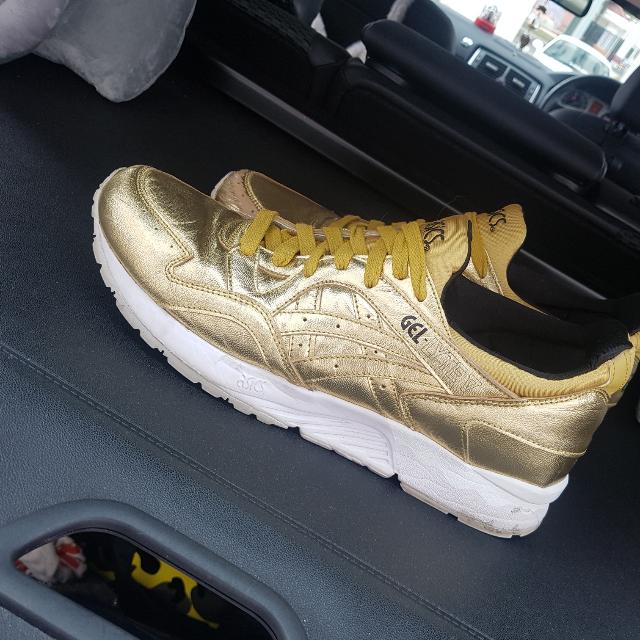 asics gold
