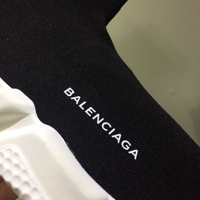 Remarkable Deal on Mesh Speed Trainer Red Balenciaga