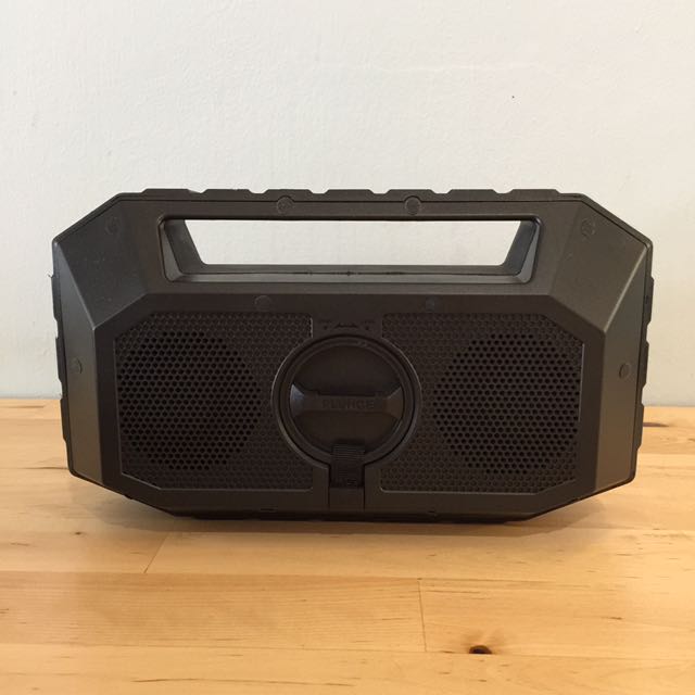 Plunge waterproof stereo best sale boombox