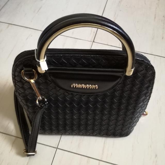 minmin sling bag