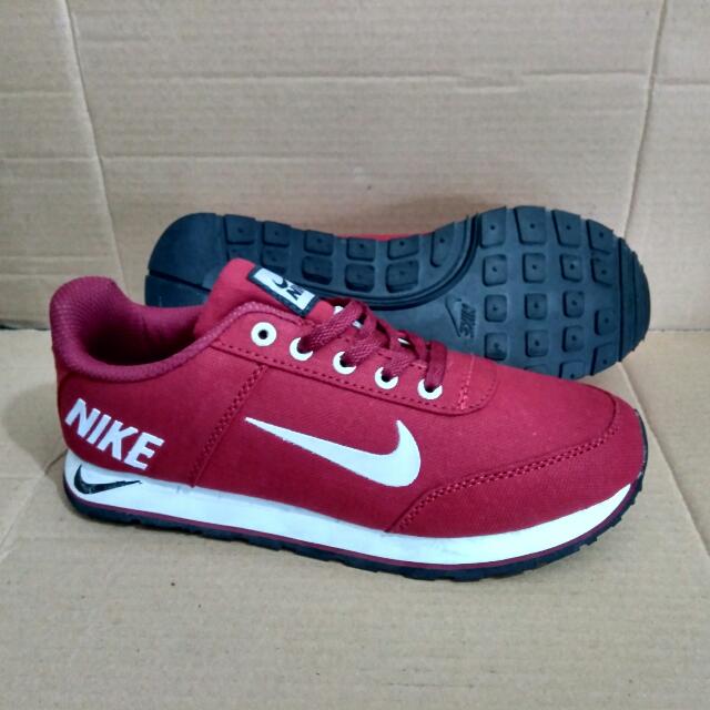 Sepatu Cowok Adidas Neo Sepatu Sekolah Sepatu Kuliah Sepatu Kets Nike Olah Raga Perlengkapan Olahraga Lainnya Di Carousell