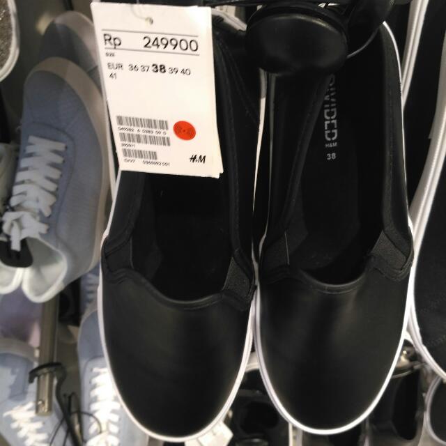 sepatu slip on h&m
