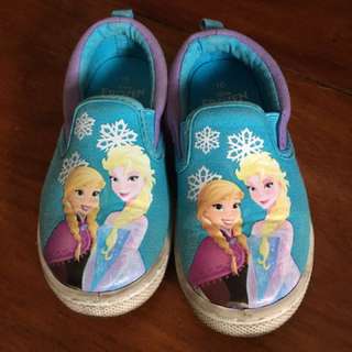Frozen shoes