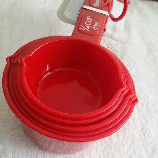 Betty Crocker Large 1000ml 4 cup Glass Measuring Cup