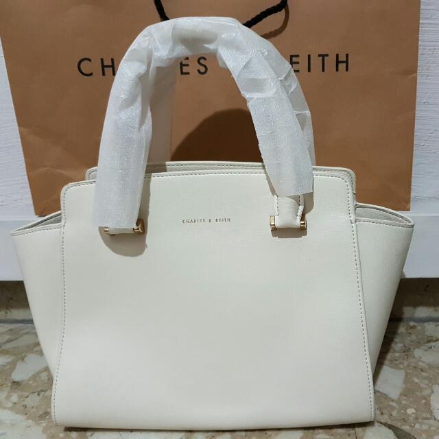 cream colour bag