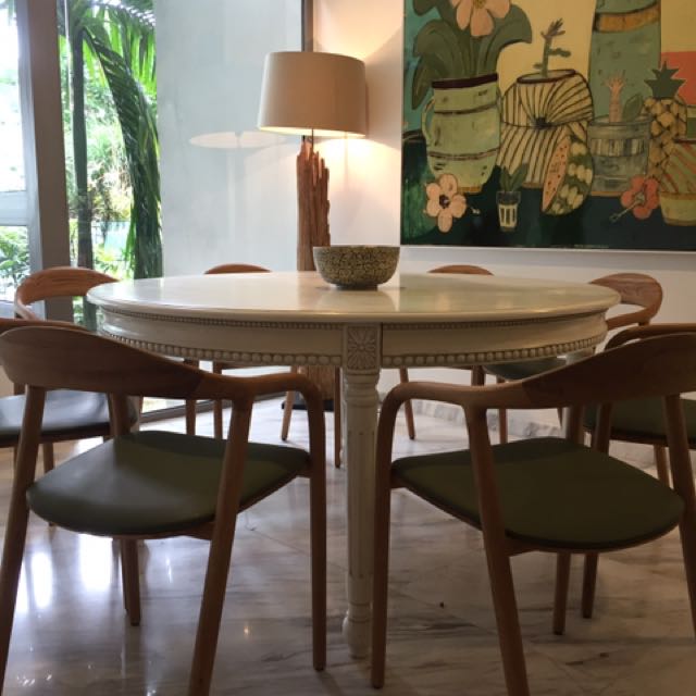 French Style Round Dining Table Seats 8 Furniture Tables Chairs On Carousell