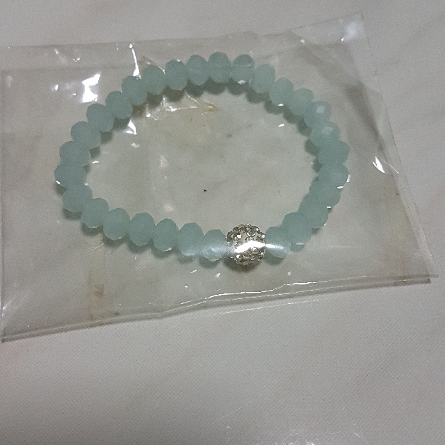Sky blue turquoise Bracelet from Dorothy Perkins pearl bracelet with shells live your dreams Women s Fashion Jewelry Organisers Precious Stones on Carousell
