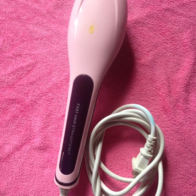 Straightening Comb, Beauty & Personal Care, Hair on Carousell