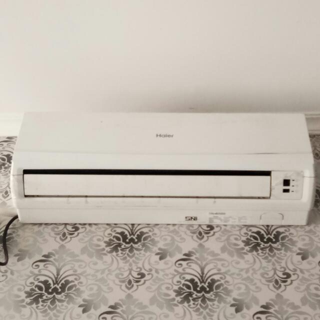 Jual Ac Merek Haier 1 1 2 Pk Perabotan Rumah Di Carousell