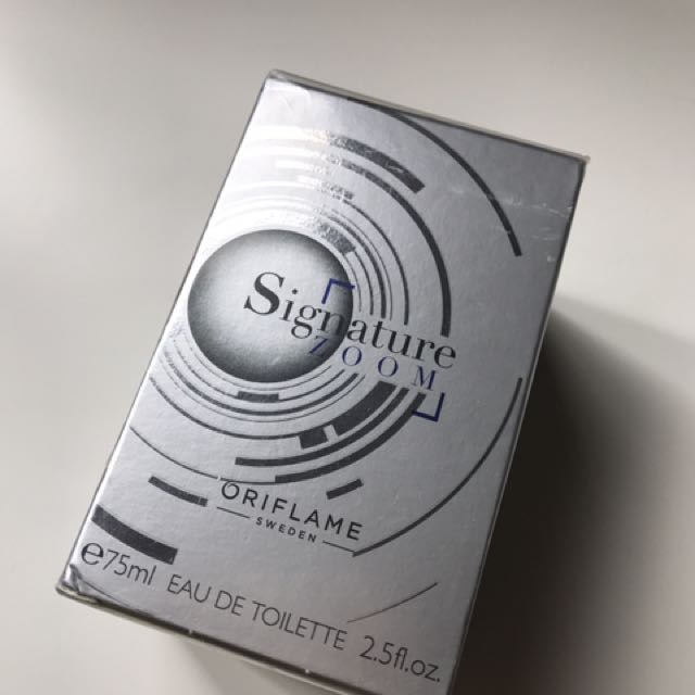 Signature zoom on sale perfume