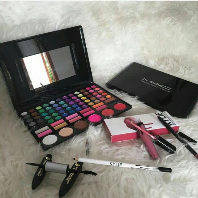 Paket Makeup Mac Kesehatan Kecantikan Rias Wajah Di Carousell