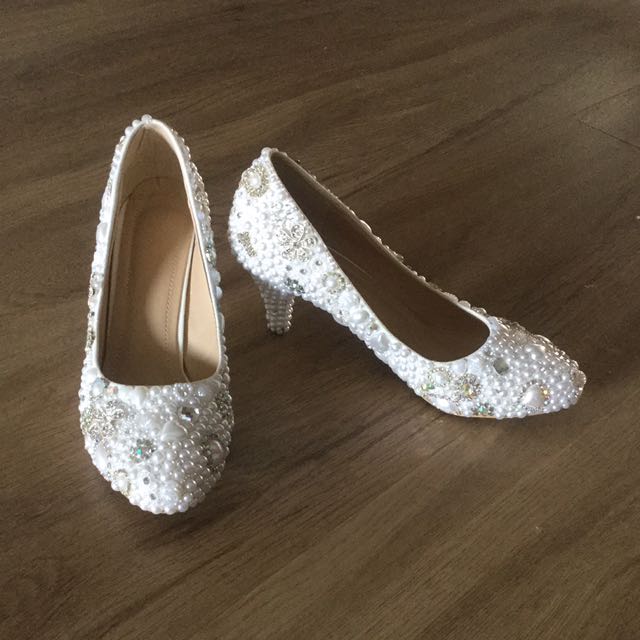 ivory pumps for wedding