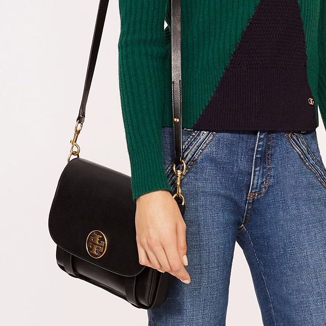 Tory Burch Alastair Crossbody In Pebbled Leather (Black), Luxury, Bags &  Wallets on Carousell
