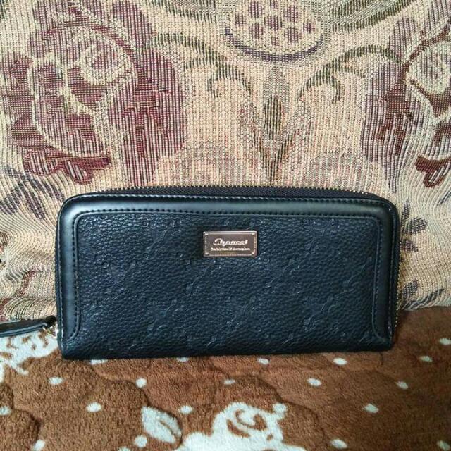 Capacci wallet price clearance