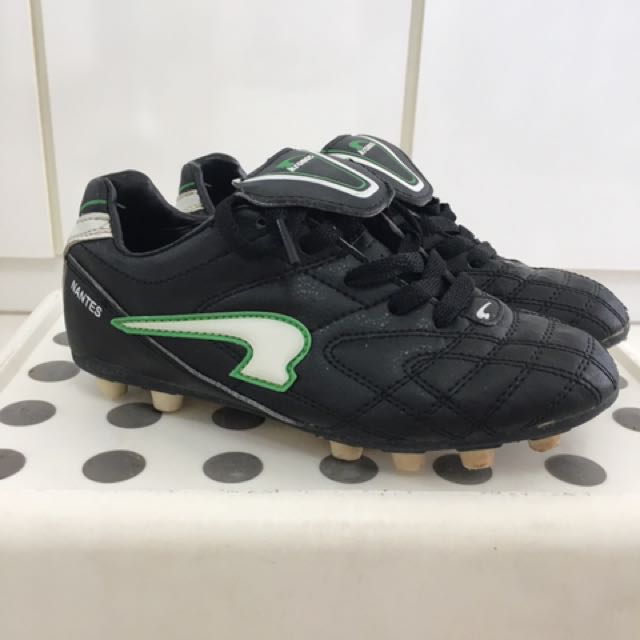 kronos soccer boots