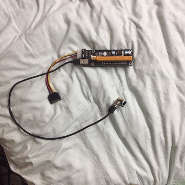 PCI-e Riser Cable (Category: Cables & Adaptors) located in Singapore. Submitted by stephangoh (Listing ID 120975155, Image 1). Description: .