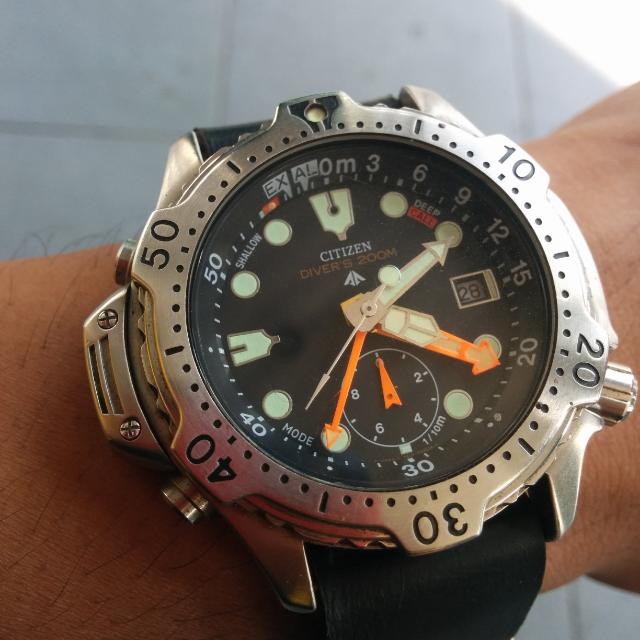 Retro Rare Citizen Promaster Aqualand Analog depth sensor diver 200m