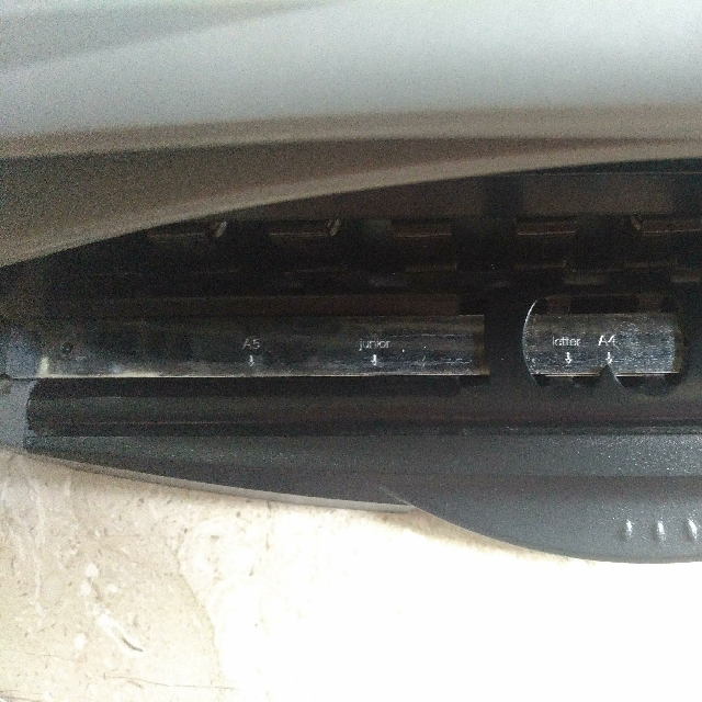 Staples Arc Punch Set, Hobbies & Toys, Stationery & Craft, Craft