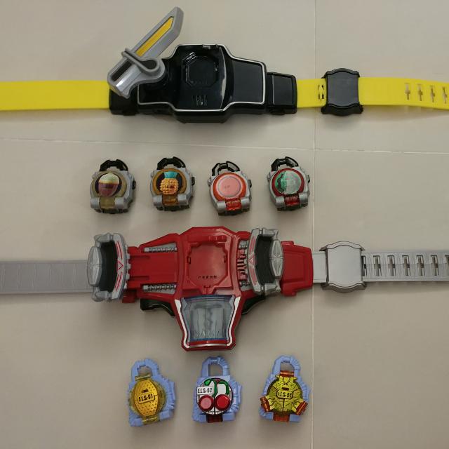 铠武变身腰带2条 连7个锁头 bandai港版