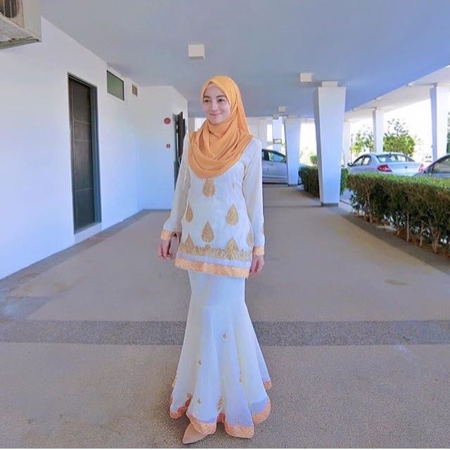 ANJALI KURUNG  SAREE  Muslimah Fashion on Carousell