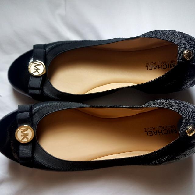 Michael kors dixie flats store
