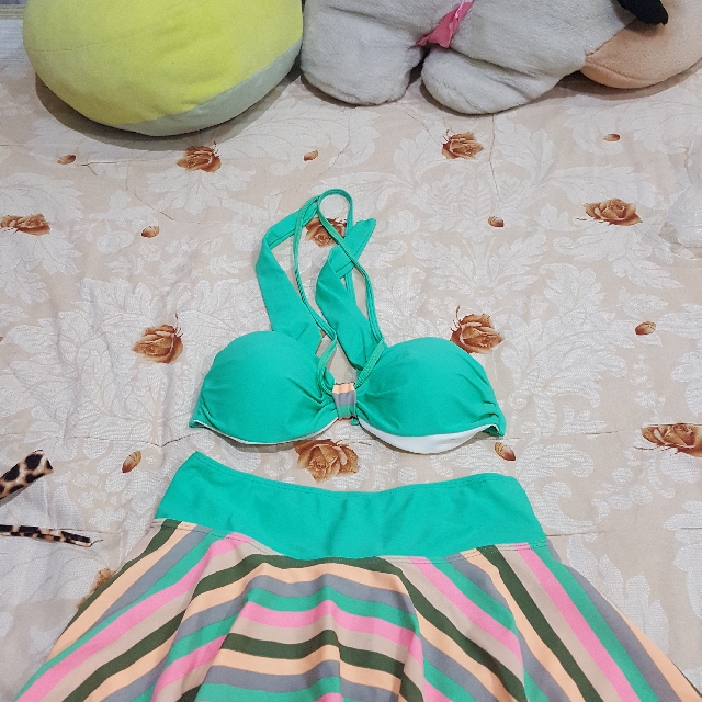 Bikini Baju Renang Rok Tosca Sports Athletic Sports Clothing On Carousell