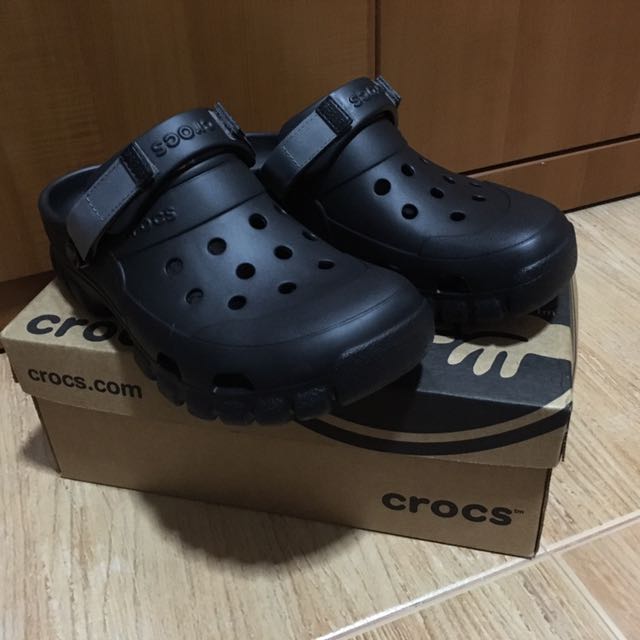 mens offroad sport crocs
