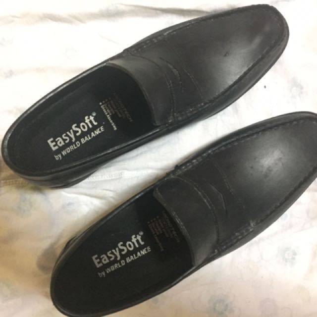 world balance black shoes for men