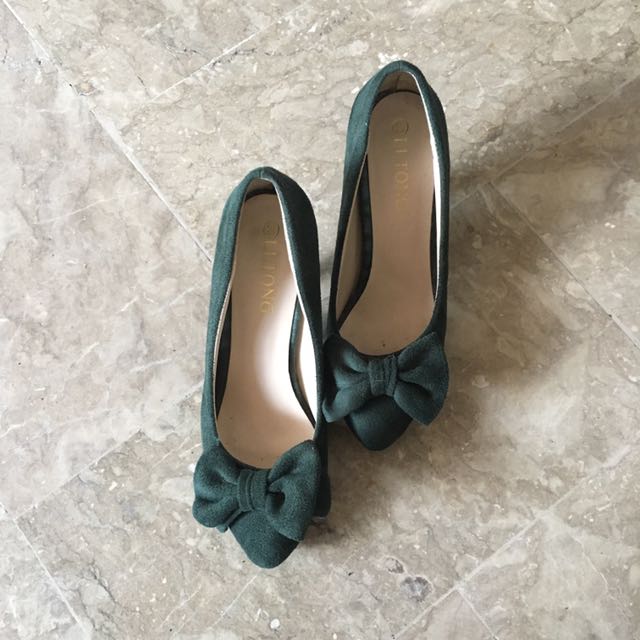 Gamosa Shoes Women s Fashion Footwear Sneakers On Carousell gamosa-shoes-women-s-fashion-footwear-sneakers-on-carousell