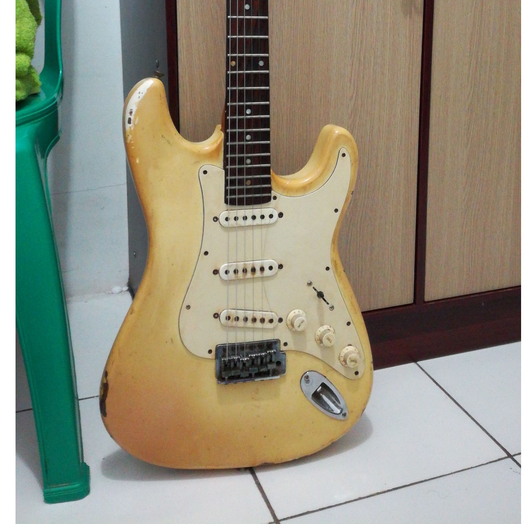  Gambar Gitar Listrik  Fender Gambar  Gitar 