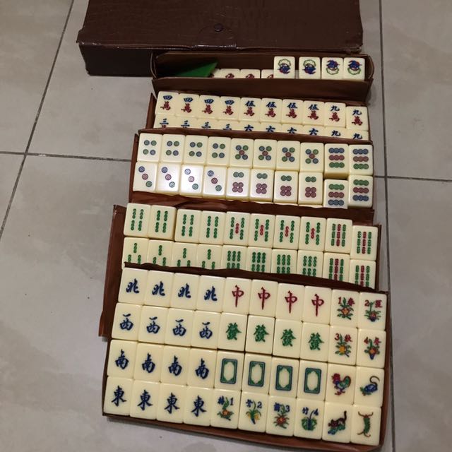 Mahjong Full Set For Sale, Bulletin Board, Looking For on Carousell