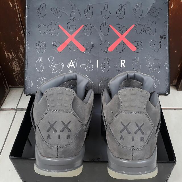 Nike Air Jordan Retro 4 Kaws Glow In The Dark