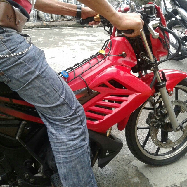 rusi raider 150 price