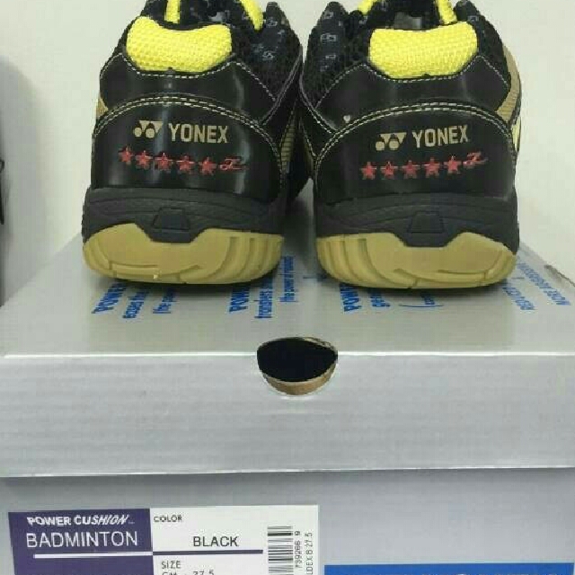 Sepatu Badminton Yonex Lin Dan Black Shbsc6ldex Olah Raga Baju Olahraga Di Carousell
