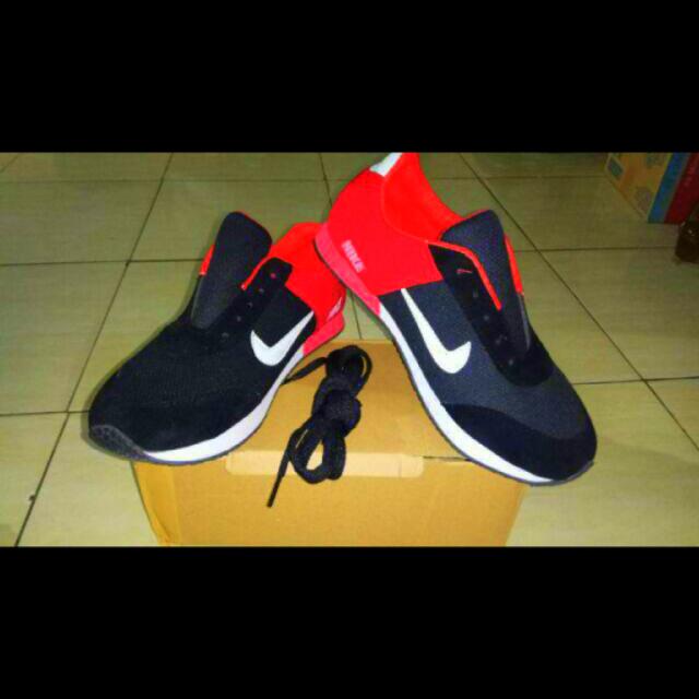 Sepatu Nike Hitam Merah Olshop Fashion Olshop Wanita Di Carousell