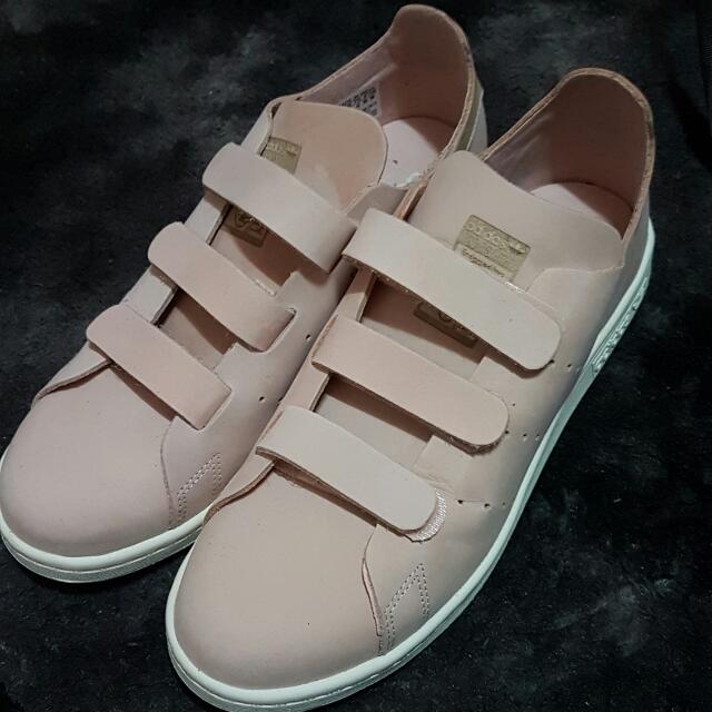 stan smith pink strap