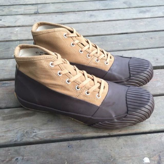 Stussy Livin General Store X Moonstar Gs Rainshoes Men S Fashion Footwear On Carousell