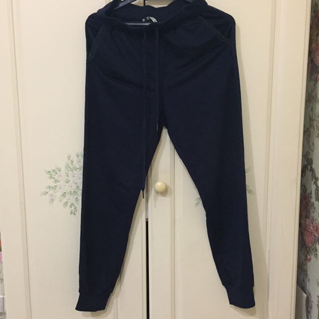 Sweat Pants Filanto Brands Outlet Women S Fashion Clothes Bottoms On Carousell