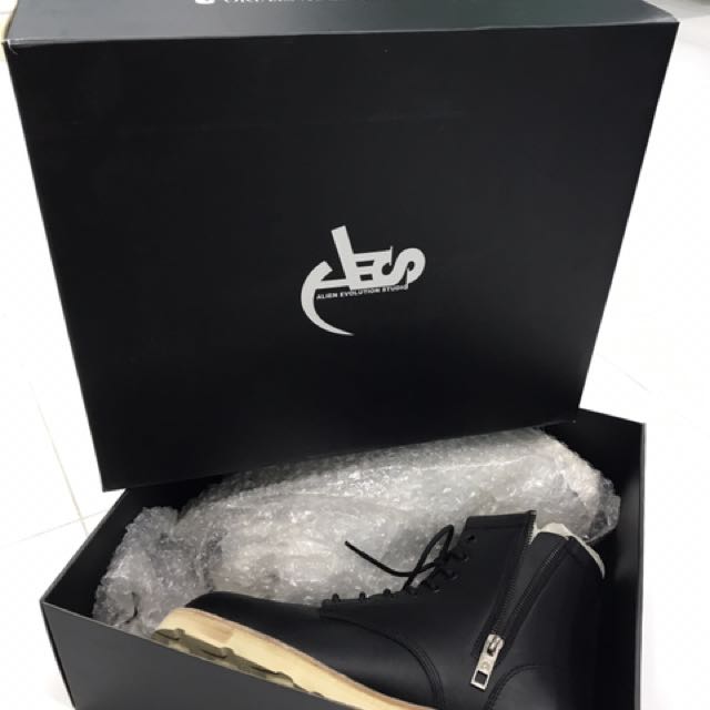 Aes Alien Evolution Studio Men S Fashion Footwear On Carousell