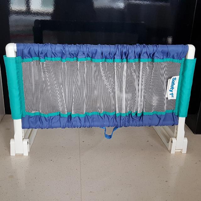 Children's Bed Rail / Guard, Babies & Kids, Baby Nursery & Kids
