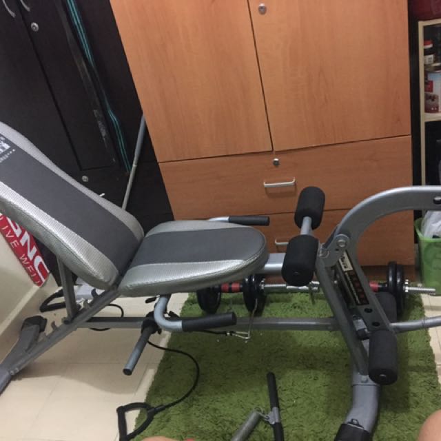 gym bench, Sports, Sports & Games Equipment on Carousell