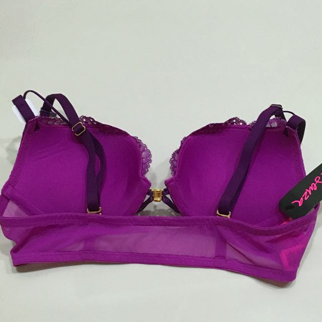 La Senza Beyond Sexy Front-Close Push Up Bra