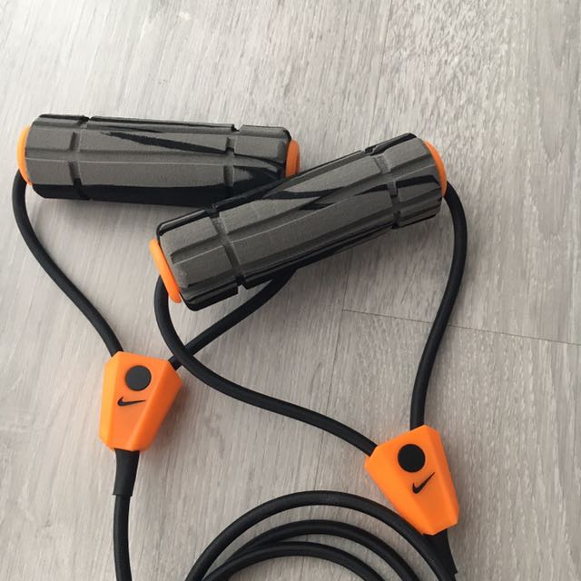 Nike Resistance band, Sports Equipment, Exercise & Fitness, Toning