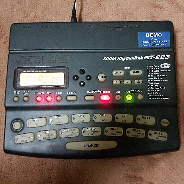 Zoom Rhythmtrak Rt 223 Drum Machine Hobbies Toys Music Media Music Accessories On Carousell
